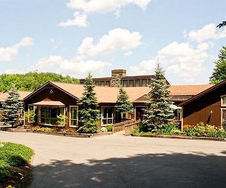 The Biggest Loser Resort Niagara Java Center Exterior photo